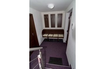 Vasaras māja Valča 8